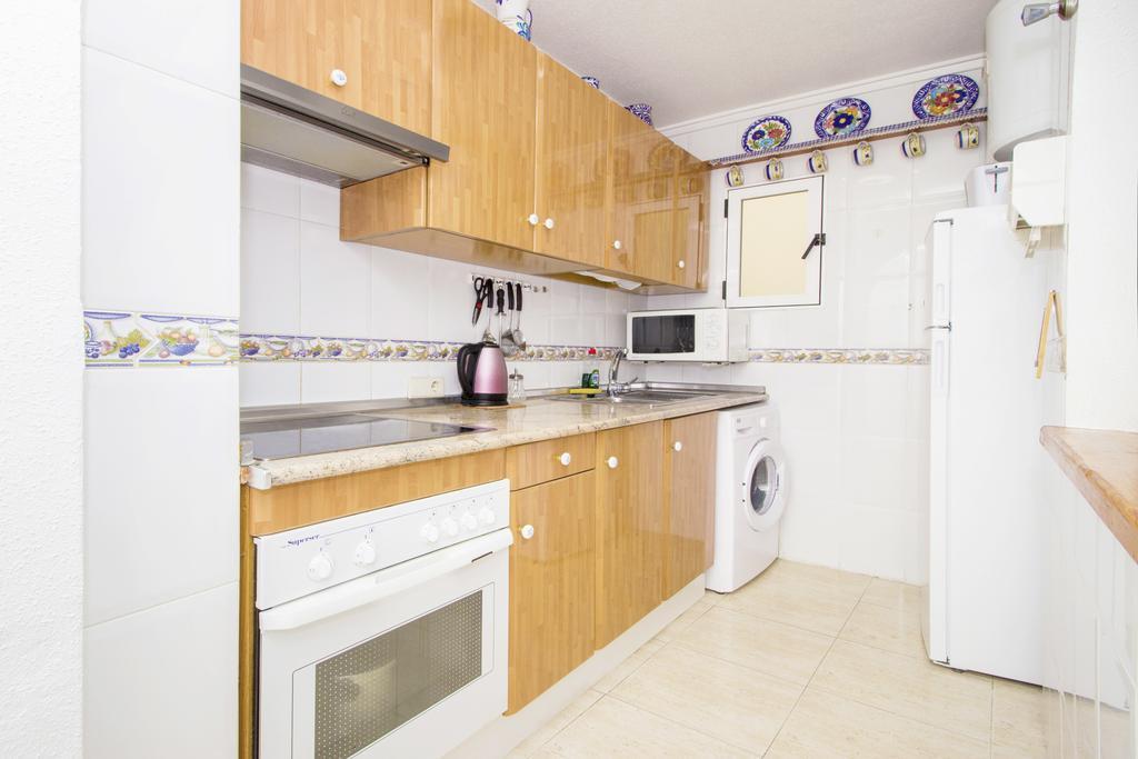 Apartamento Felix De La Fuente Torrevieja Luaran gambar
